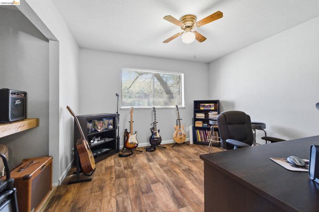 12796 Cresthaven Dr, Groveland, CA 95321