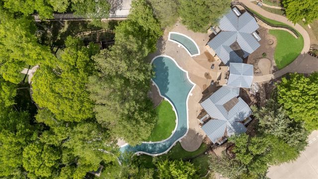 6924 Calm Meadow Drive, Frisco, TX 75035