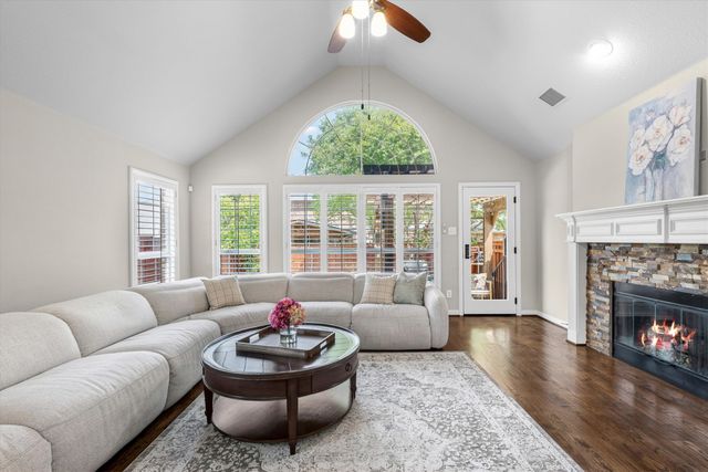 6924 Calm Meadow Drive, Frisco, TX 75035