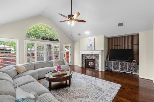 6924 Calm Meadow Drive, Frisco, TX 75035