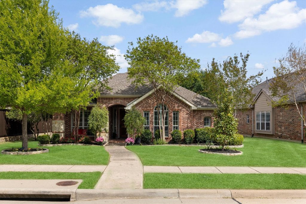 6924 Calm Meadow Drive, Frisco, TX 75035
