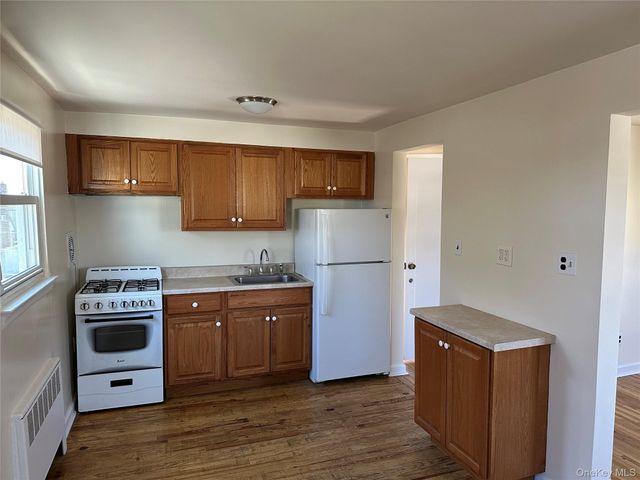 One Waverly Place, Valley Stream, NY 11580