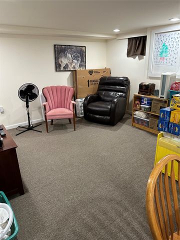 One Waverly Place, Valley Stream, NY 11580