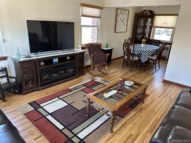 One Waverly Place, Valley Stream, NY 11580