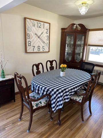 One Waverly Place, Valley Stream, NY 11580