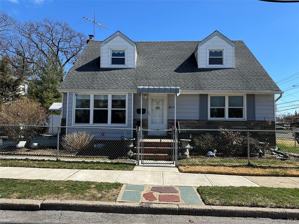 One Waverly Place, Valley Stream, NY 11580