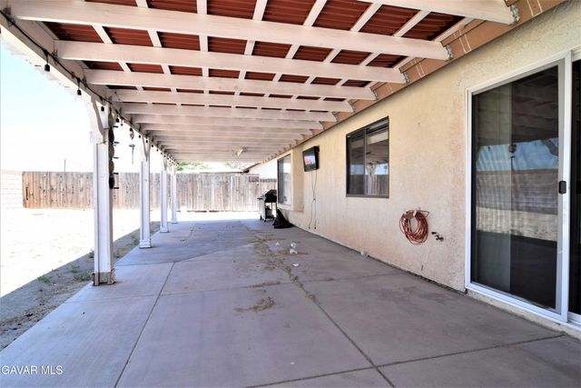 4339 E Avenue Q11, Palmdale, CA 93552