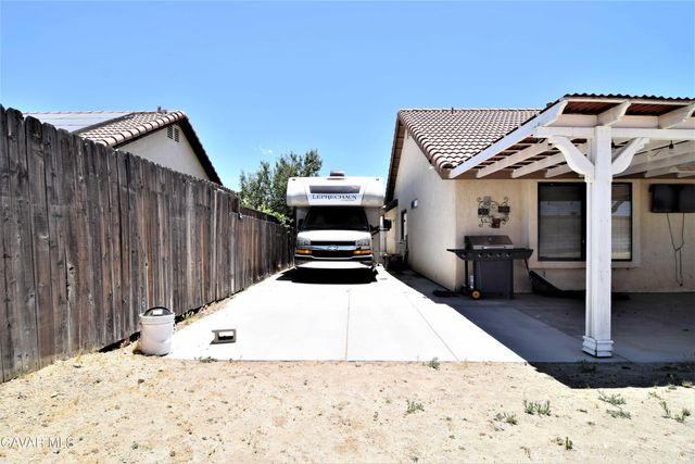 4339 E Avenue Q11, Palmdale, CA 93552