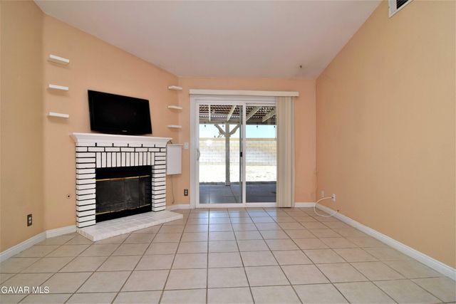 4339 E Avenue Q11, Palmdale, CA 93552