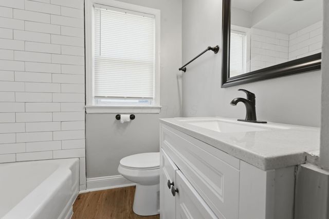 2246 W Mound Street, Columbus, OH 43223