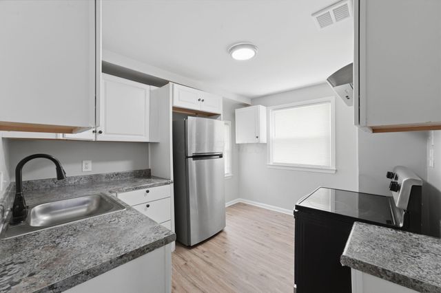 2246 W Mound Street, Columbus, OH 43223