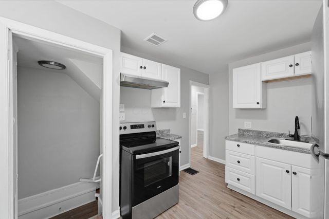 2246 W Mound Street, Columbus, OH 43223