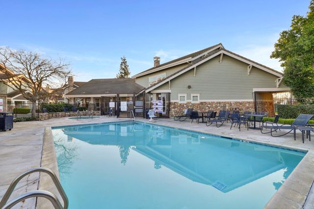 2898 Brighton Beach Way, Elk Grove, CA 95758