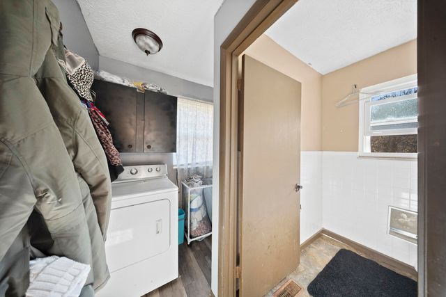 25 Township Road 1524, Chesapeake, OH 45619