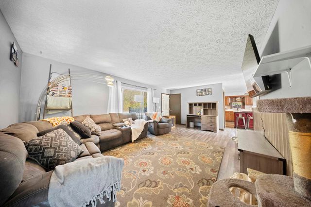 25 Township Road 1524, Chesapeake, OH 45619