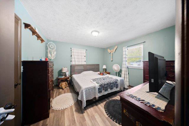 25 Township Road 1524, Chesapeake, OH 45619