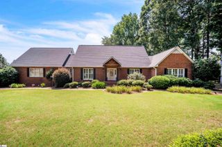 105 Wren Crossing Court, Easley, SC 29642