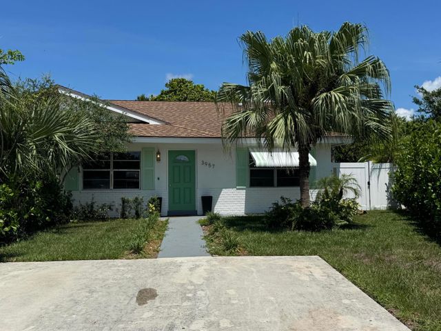 3957 Harwood Street, West Palm Beach, FL 33403