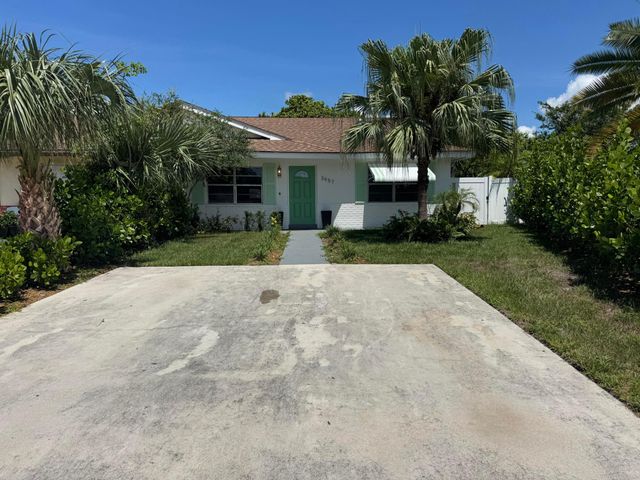 3957 Harwood Street, West Palm Beach, FL 33403