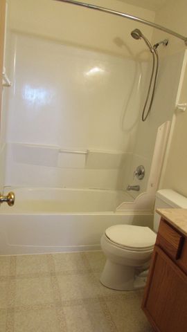 21401 Prestwick Drive, Crest Hill, IL 60403