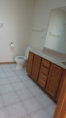 21401 Prestwick Drive, Crest Hill, IL 60403