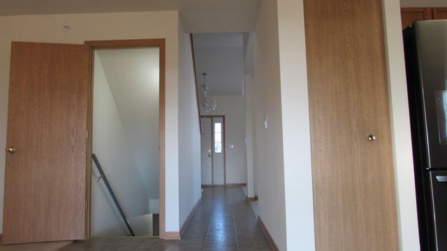 21401 Prestwick Drive, Crest Hill, IL 60403