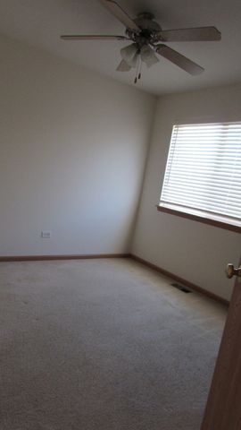 21401 Prestwick Drive, Crest Hill, IL 60403