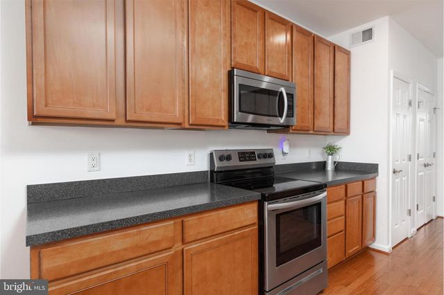 1412 SANDS CIR, Fredericksburg, VA 22401