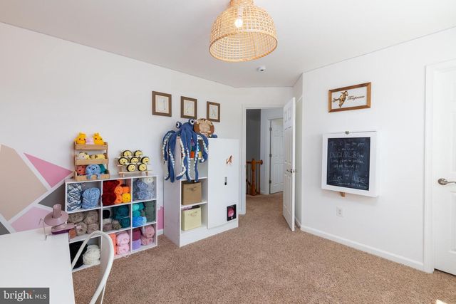 1412 SANDS CIR, Fredericksburg, VA 22401