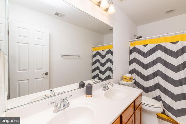 1412 SANDS CIR, Fredericksburg, VA 22401