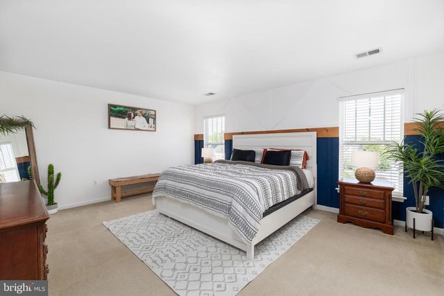 1412 SANDS CIR, Fredericksburg, VA 22401