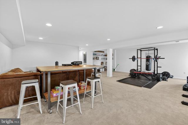 1412 SANDS CIR, Fredericksburg, VA 22401