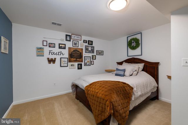 1412 SANDS CIR, Fredericksburg, VA 22401