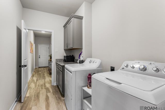 1232 Gentle Wind Dr, Baton Rouge, LA 70820