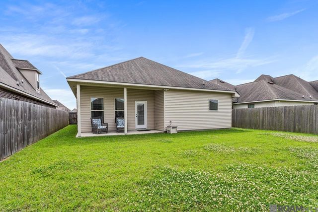 1232 Gentle Wind Dr, Baton Rouge, LA 70820