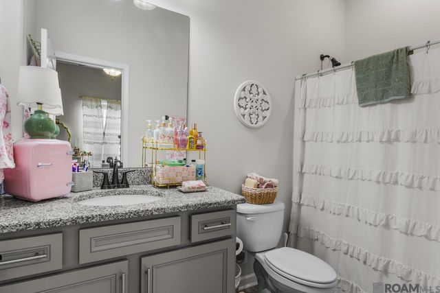 1232 Gentle Wind Dr, Baton Rouge, LA 70820