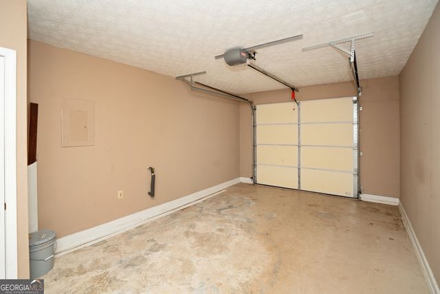 130 Nicki Court, Hampton, GA 30228