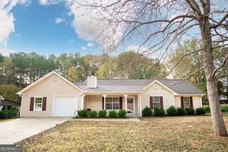 130 Nicki Court, Hampton, GA 30228