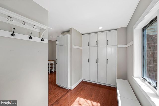 8806 CROMWELL DR, Springfield, VA 22151