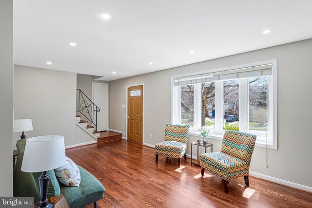 8806 CROMWELL DR, Springfield, VA 22151