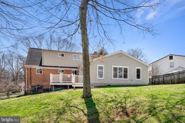 8806 CROMWELL DR, Springfield, VA 22151