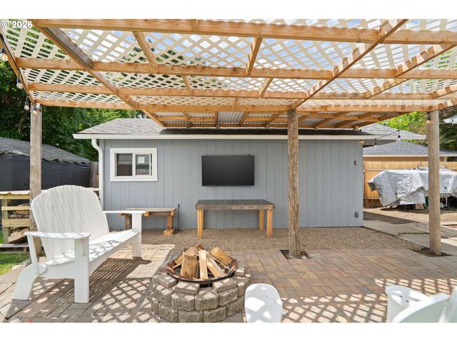 550 Se 16TH St, Salem, OR 97301