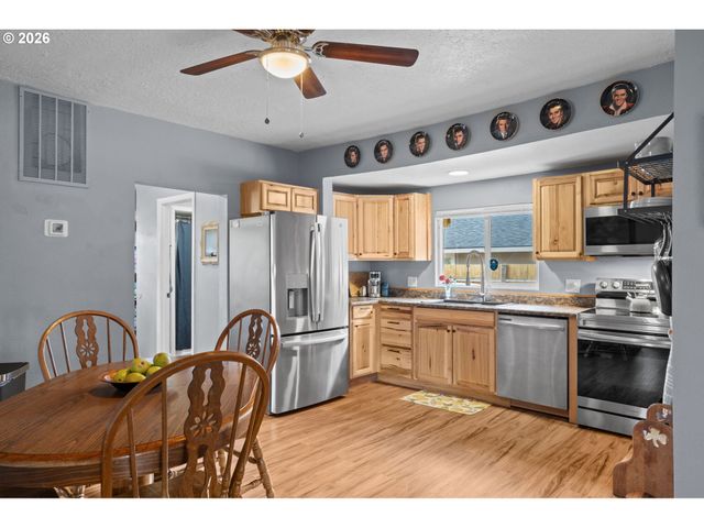 550 Se 16TH St, Salem, OR 97301