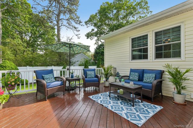 15 Chardonnay Drive, Coram, NY 11727