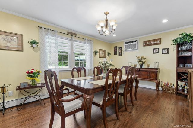 15 Chardonnay Drive, Coram, NY 11727