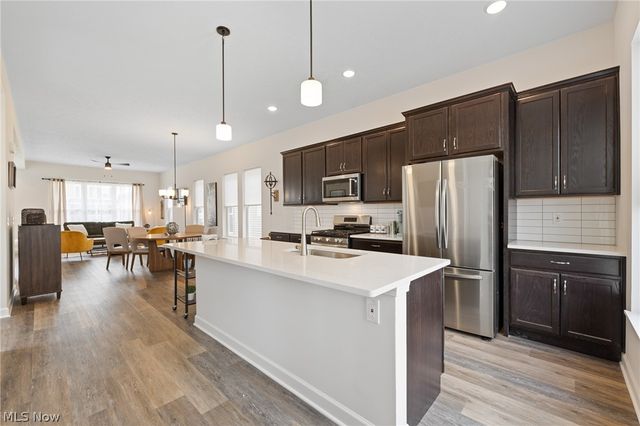 2250 E 100th Street, Cleveland, OH 44106