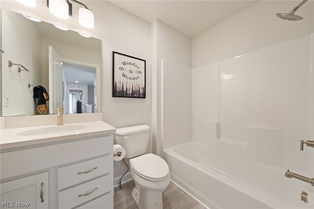 2250 E 100th Street, Cleveland, OH 44106