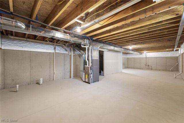 2250 E 100th Street, Cleveland, OH 44106