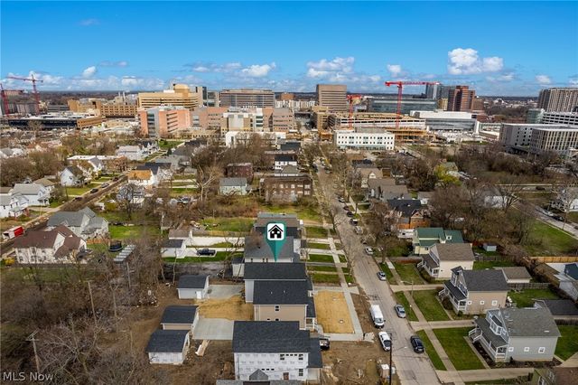 2250 E 100th Street, Cleveland, OH 44106