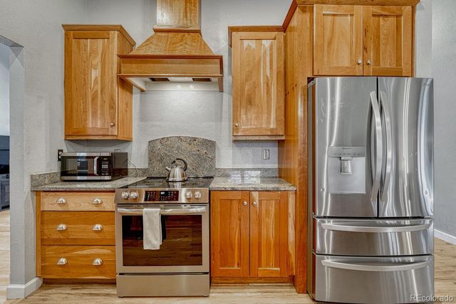 7909 S Poplar Way, Centennial, CO 80112